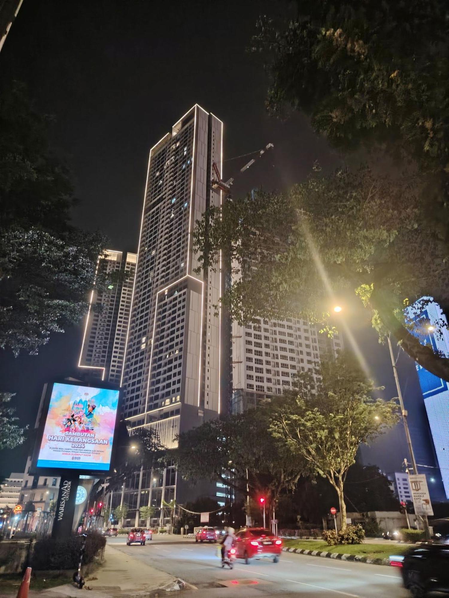 Agile Lux Kl * Kuala Lumpur