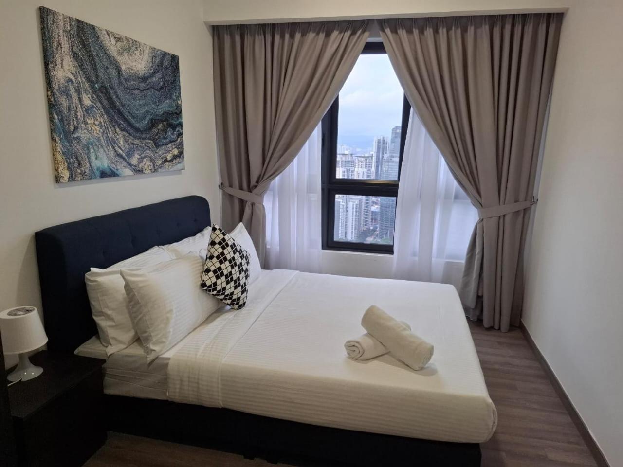 Agile Lux Kl Apartment