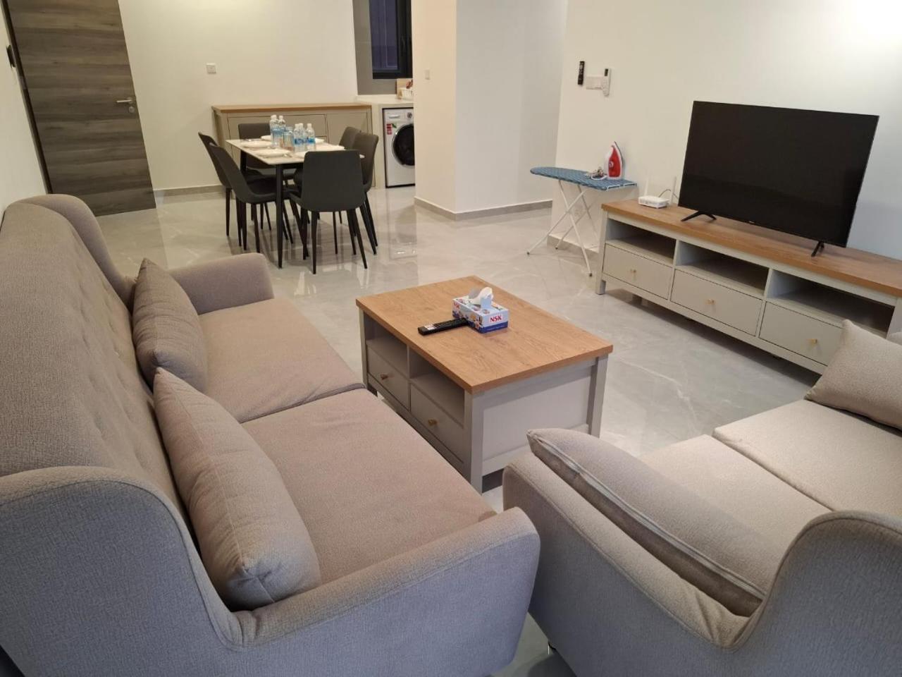 Agile Lux Kl Kuala Lumpur
