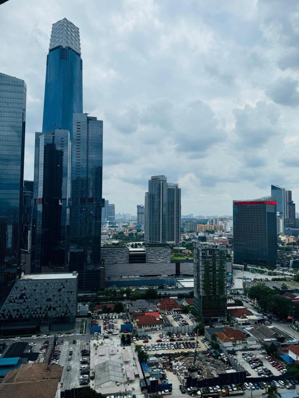 Agile Lux Kl * Kuala Lumpur