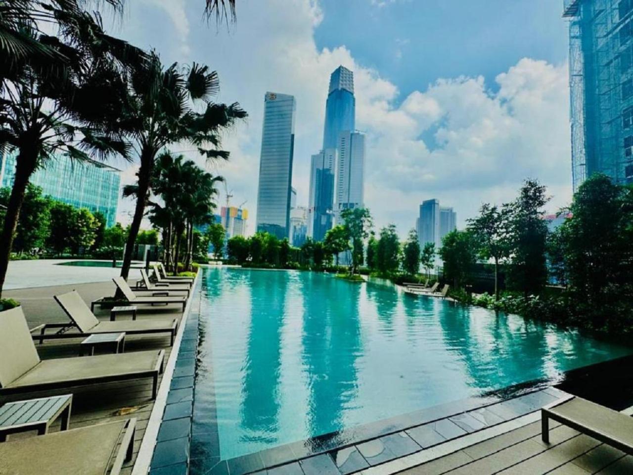 Agile Lux Kl * Kuala Lumpur
